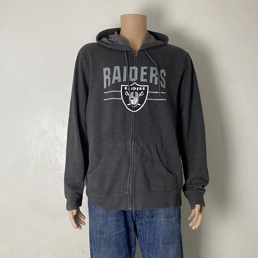NFL 👕 | Dark Gray Full-Zip Hoodie (Category: Hoodies) located in Bulacan. Submitted by orc.ph (Listing ID 1463663238, Image 2). Description: NFL 👕 | Dark Gray Full-Zip Hoodie Material Used: 60% Cotton 40% Polyester - Dark Gray - Long Sleeve -Full-Zip - Split Kangaroo Pockets - Ribbed Cuffs And Hem - Streetwear -Y2k -Official Licensed ‎-Size: XL -Width: 24.5” ‎-Length: 27.5” Issue: NONE ‎ ‎⚠️Note: For Inspo lang po yung When worn, Mag base padin