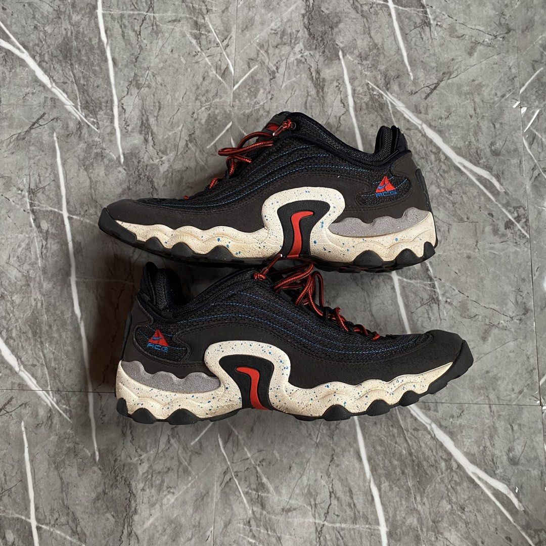 Nike ACG Trail Shoes (Category: Casual Shoes) located in Naga. Submitted by wanderingtreasures.ph1 (Listing ID 1463674074, Image 2). Description: Nike ACG Air Skarn Trail Condition 9/10 Color rate 9/10 Minimal issues (check photos) Details 👇 These versatile hiking shoes combine rugged durability with cutting-edge comfort. Featuring a striking Habanero Red colorway, they boast a resilient mesh and suede upper, robust rubber outsole, and responsiv