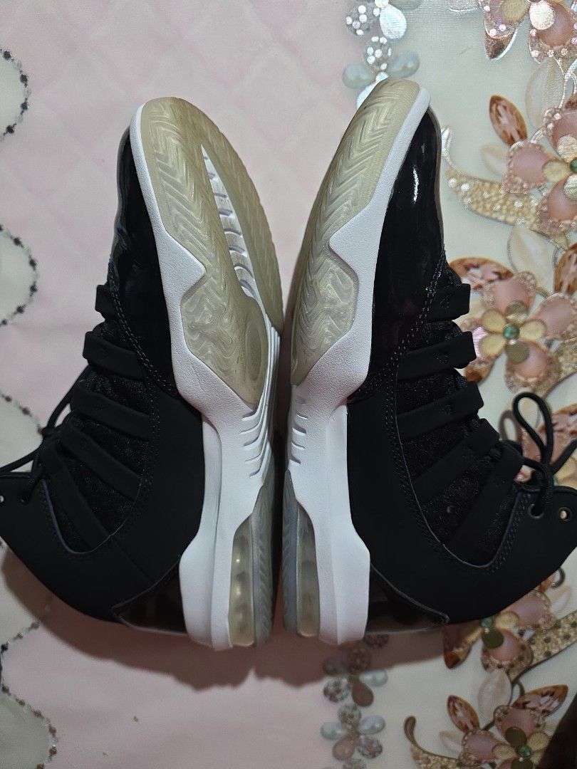 Nike air jordan (Category: Sneakers) located in Manila. Submitted by meriux2026 (Listing ID 1463621506, Image 2). Description: used but like new US bought.