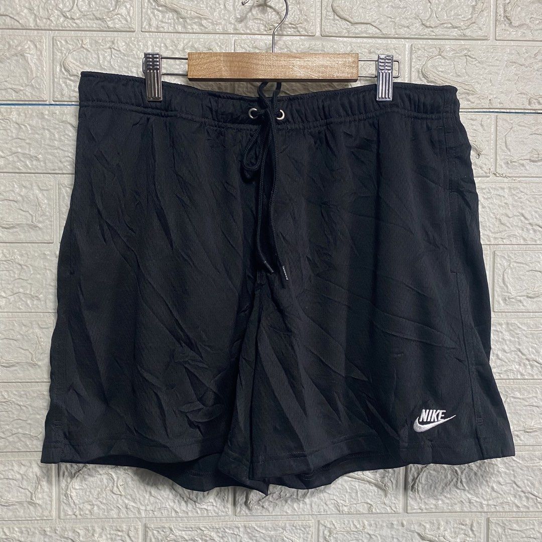 Nike Black Polyester Shorts Size L (Category: Shorts) located in Naga. Submitted by thesource4400 (Listing ID 1463684380, Image 1). Description: - Brand: Nike - Color: Black - Material: 100% Polyester - Features: Elastic waistband with drawstring - Fit: Men's Size L (fits waist 32-38 inches) - Usage: Ideal for sports and casual wear - Origin: Made in Vietnam.