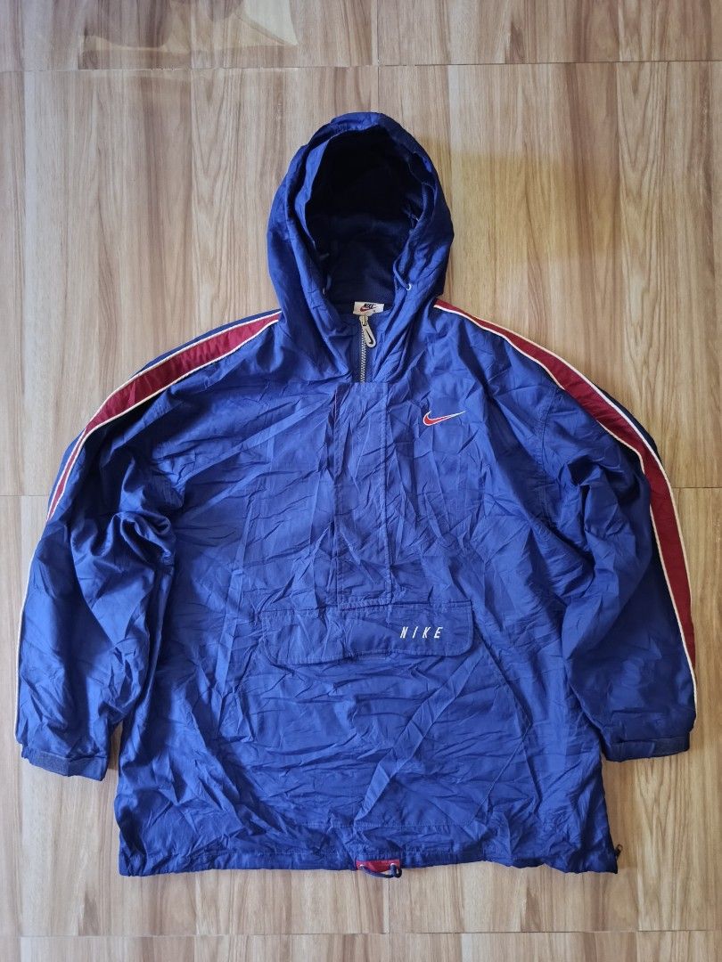 Nike Blue Windbreaker Jacket Hoodie (Category: Coats, Jackets and Outerwear) located in Trinidad. Submitted by johnmarkso25128 (Listing ID 1463591448, Image 1). Description: flawless condition 10 color rate 10 dimes 26.5×31.