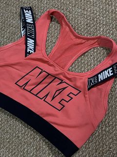 (Category: ) located in . Submitted by miafml-closet-cleanout (Listing ID 1463590526, Image 1). Description: .