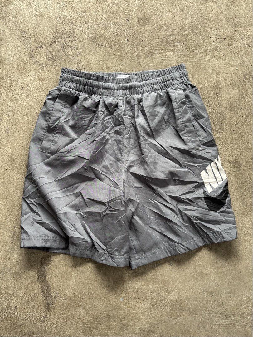 Nike Grey Shorts Men's Size L (Category: Shorts) located in Naga. Submitted by ajrc.shop (Listing ID 1463673374, Image 1). Description: Nike woven short ✅Size: L(youth size) ✅Width: 24-30 ✅Length: 16 ✅Color Rate: 9.8/10 ✅Issue: None ✅Need Wash ✅Location: Bicol Naga City, Camarines Sur ✅Courier: J&T Express/Flash Express ✅MOP: Gcash only.