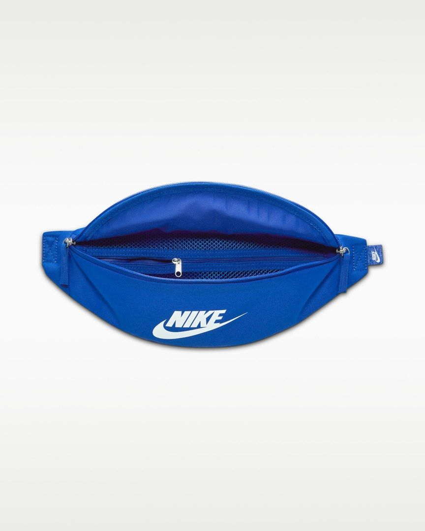 Nike Heritage Waistpack (Category: Other Sports Equipment and Supplies) located in Mandaluyong City. Submitted by civquicio (Listing ID 1463601596, Image 2). Description: .