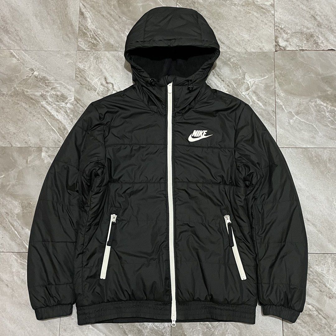 Nike Puffer Hoodie Jacket (Category: Coats, Jackets and Outerwear) located in Bacoor. Submitted by thrift2dough (Listing ID 1463595642, Image 1). Description: Nike Puffer Hoodie Jacket Size: Medium Condition: 10/10 Issue: None Dimensions Width: 21 in Length: 26.5 in Price: 1,800 shipped.