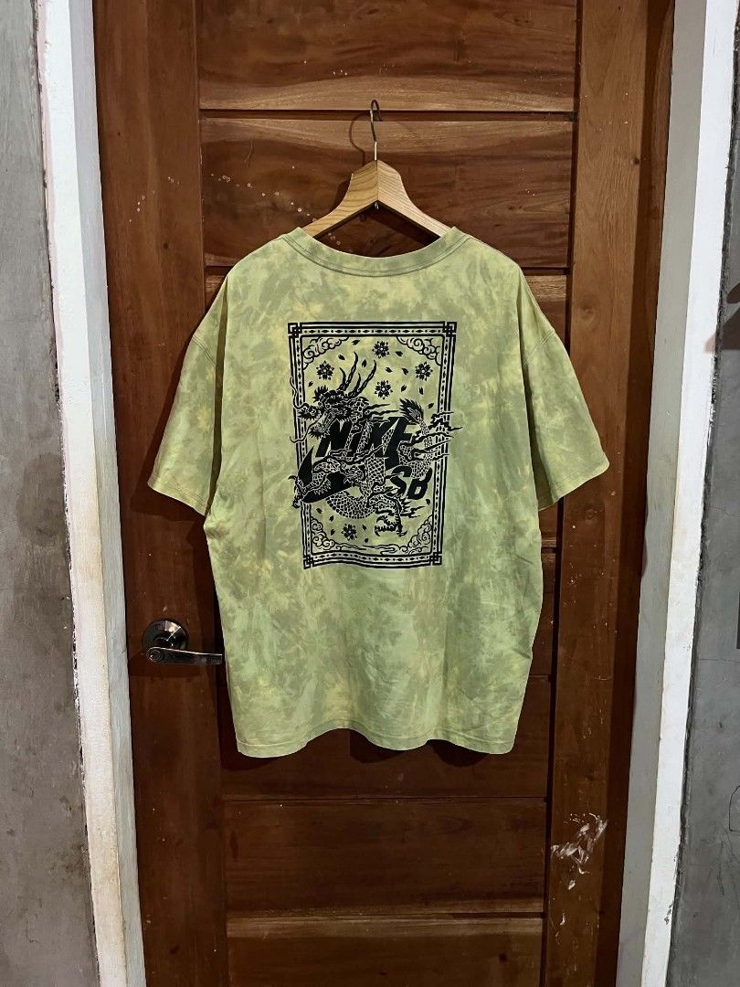 NIKE SB TIE-DYE TEE (Category: Activewear) located in Tagum. Submitted by danelle_closet1106 (Listing ID 1463648986, Image 1). Description: EXCELLENT SIZE:XL TO XXL KASYA WASH NA READY WEAR NADIN.