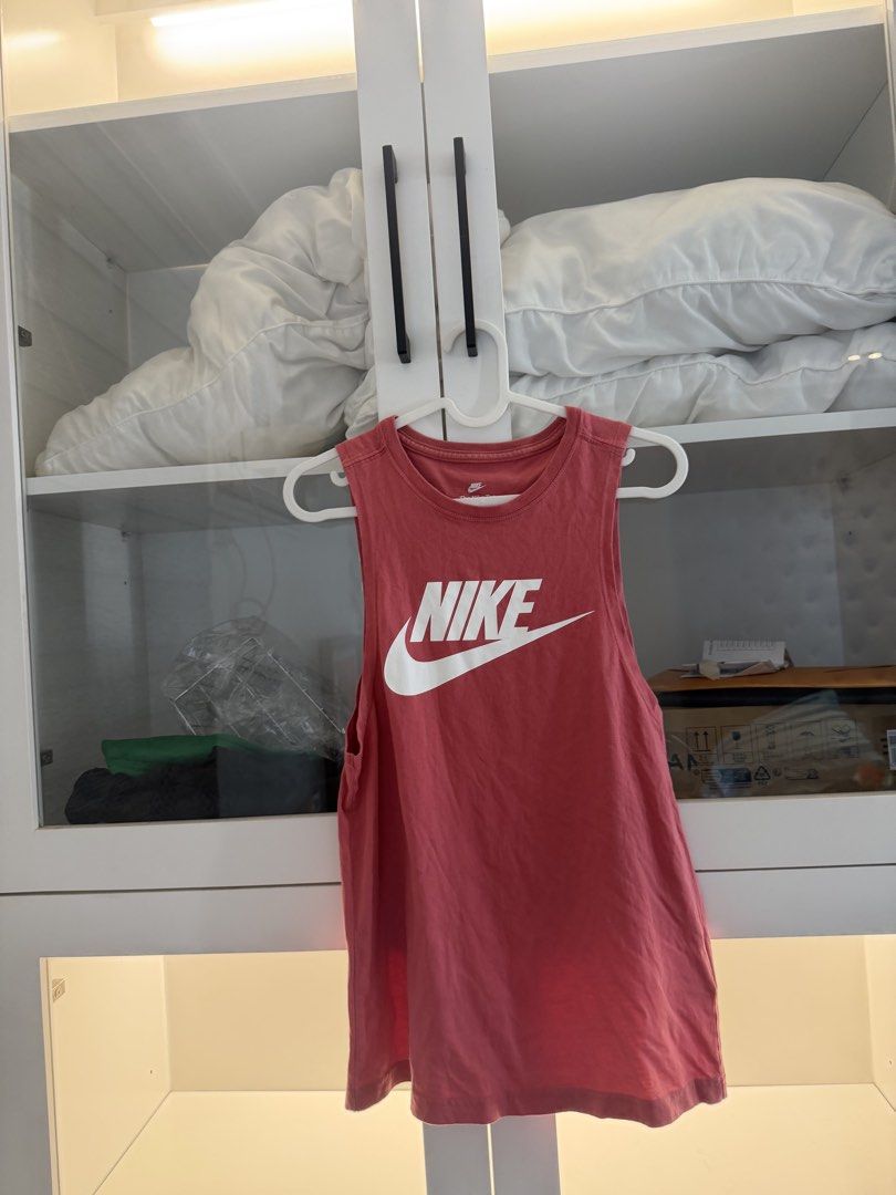 Nike tank (Category: Sleeveless) located in Quezon City. Submitted by destashingmycloset (Listing ID 1463689846, Image 1). Description: .
