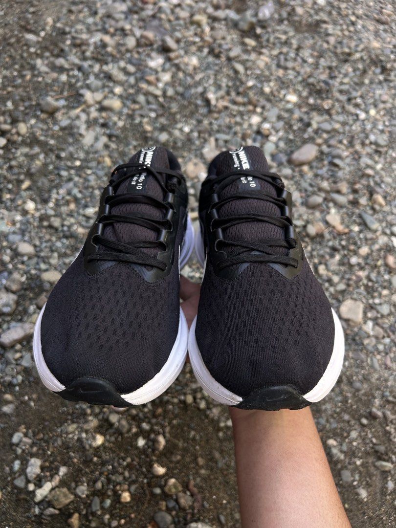 NIKE WINFLO 10 ROAD RUNNING (Category: Sneakers) located in Cabanatuan. Submitted by thriftttttt (Listing ID 1463598443, Image 3). Description: SIZE: 9 US, 42.5 EUR, 27 CM.