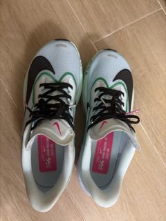 （分類：）位於 。 由 leunggianna 提交（商品編號 1463693097，圖片 1）。簡介： 。