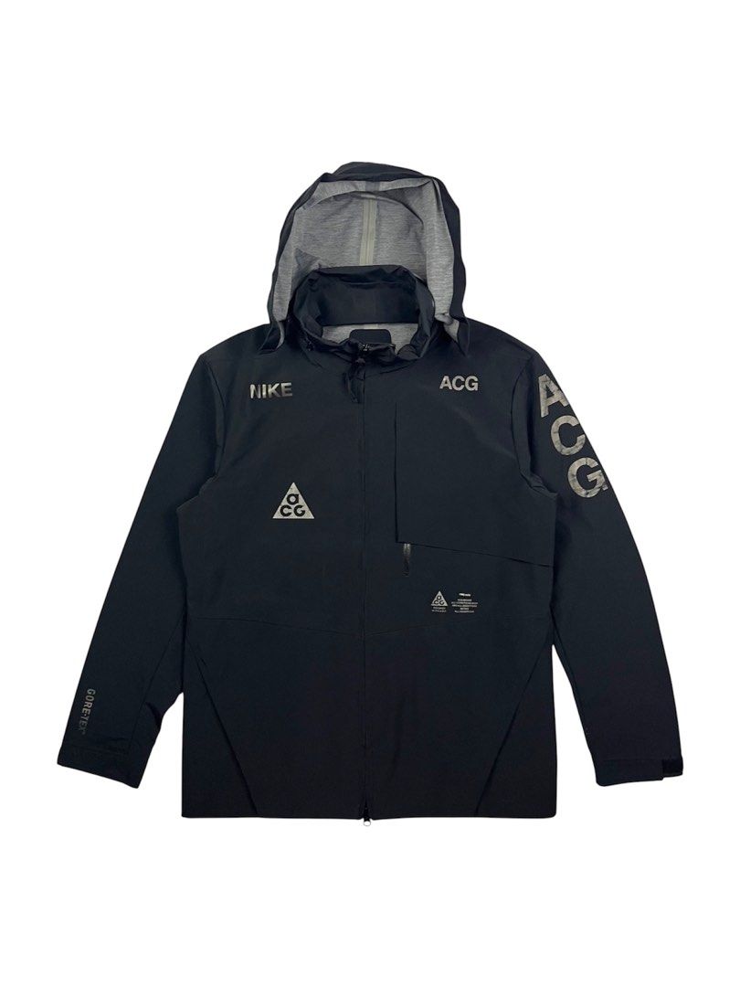 NikeLab — ACG 2-in-1 System Gore-Tex Jacket F/W15 (Category: Coats, Jackets and Outerwear) located in Puerto Princesa. Submitted by midas24k (Listing ID 1463560929, Image 1). Description: NikeLab — ACG 2-in-1 System Gore-Tex Jacket F/W15 When Mark Parker tapped Errolson Hugh to reboot Nike’s ACG line in 2014, this 2-in-1 System Jacket was the definitive flagship piece that redefined utility fashion. Engineered with a heavy-duty, waterproof Gore-T