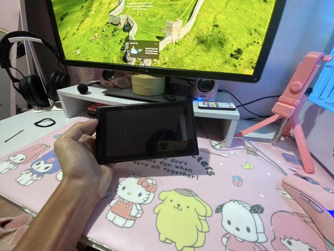 Nintend Switch V2(Tablet Only) (Category: Nintendo) located in Manila. Submitted by rl.yuann (Listing ID 1463692934, Image 1). Description: For swap sa OLED or For sale 6k 6k 6k Nintendo Switch v2(Tablet only) No issues! Bulacan loc! .