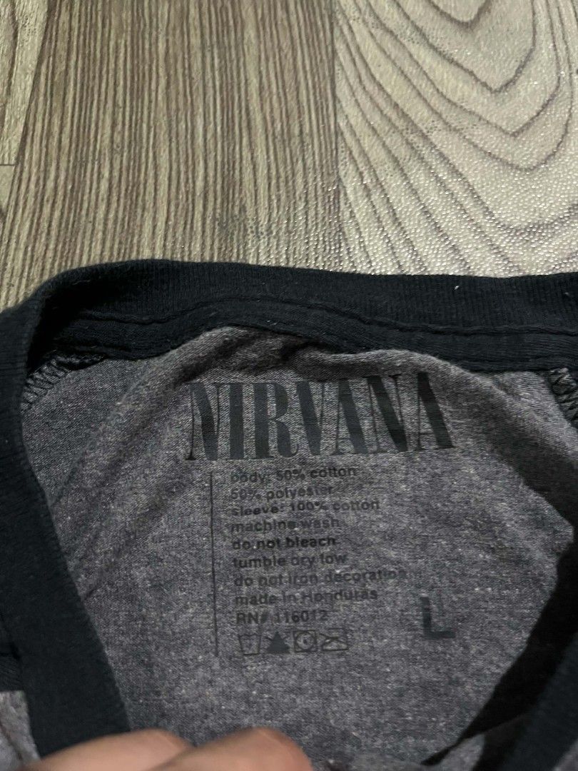 Nirvana (Category: Tshirts & Polo Shirts ) located in Tayabas. Submitted by sickfinds (Listing ID 1463675490, Image 3). Description: Nirvana Longsleeve Large Unoticeble Hairlines Needwash Color Rate 9.5/10 No pinhole.