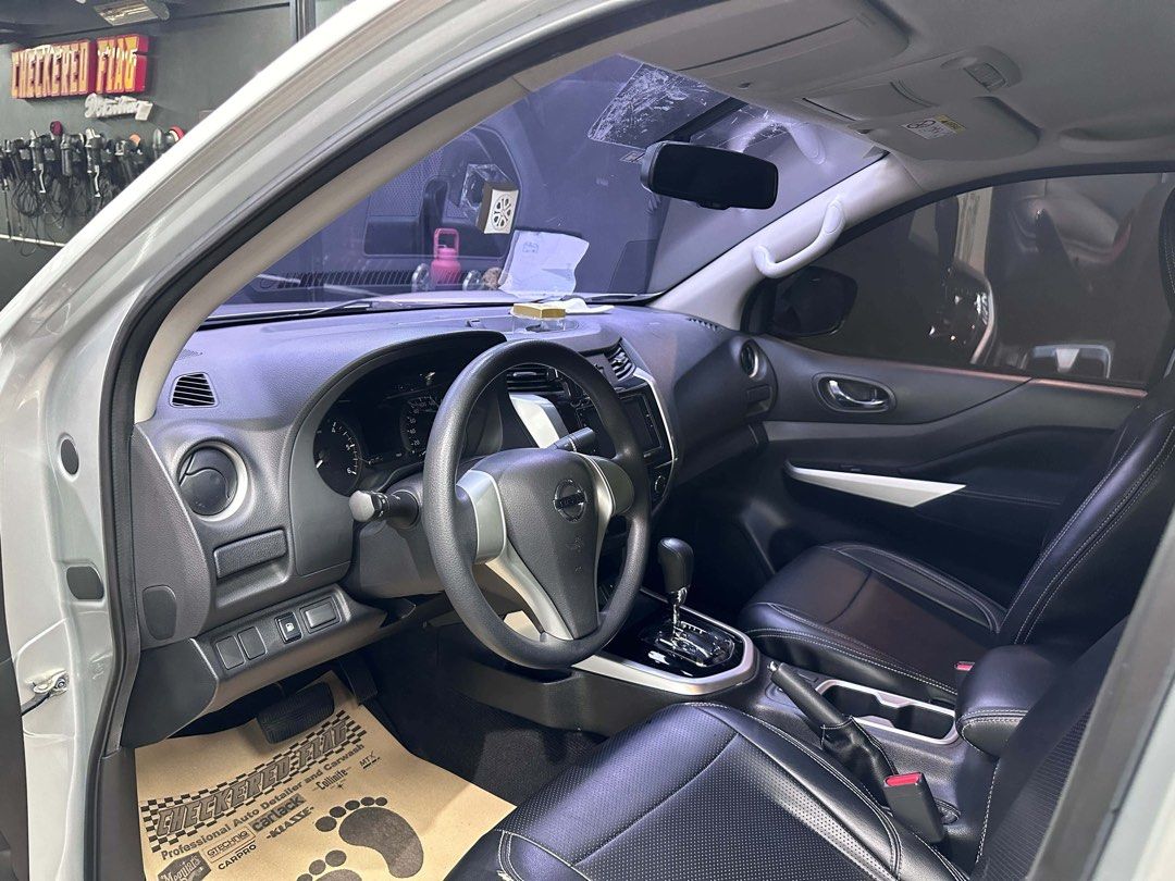 Nissan Navara Calibre EL Auto (Category: Used Cars) located in Quezon City. Submitted by cegece (Listing ID 1463737786, Image 2). Description: 2020 Nissan Navara EL 4x2 AT - 1st Owner - 80,500 KM - R18 A/T Tires - Top-Up Bed Cover - Clean & Well-Maintained - Complete Documents - Ready for Transfer.