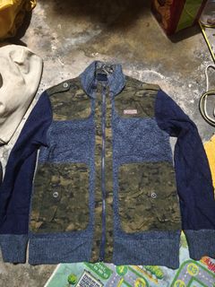 (Category: ) located in . Submitted by any_clothing2 (Listing ID 1463602621, Image 1). Description: .