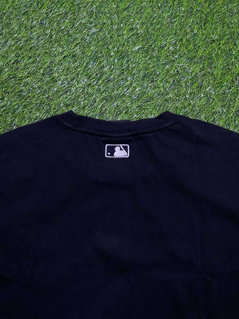 NY MLB (Category: Tshirts & Polo Shirts ) located in Manila. Submitted by franzenbal30332 (Listing ID 1463698457, Image 3). Description: NY MLB SIZE L WIDTH - 20.5 LENGTH - 28 COLOR RATE 9.5 EXCELLENT CONDI NO ISSUE.