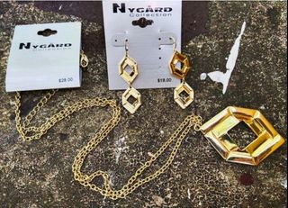 (Category: ) located in . Submitted by jewels.of.joy (Listing ID 1463670165, Image 1). Description: .