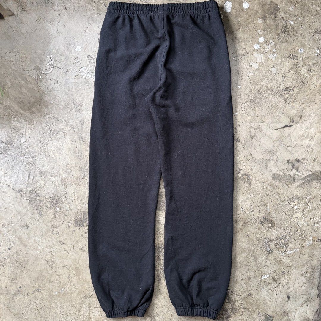 Off White - Black Sweatpants (Category: Joggers) located in Cavite. Submitted by 4118.ph (Listing ID 1463660506, Image 2). Description: Small on tag fits 30-34 Excellent condition Waist 15” Length 41” Inseam 30” Leg opening 6”.