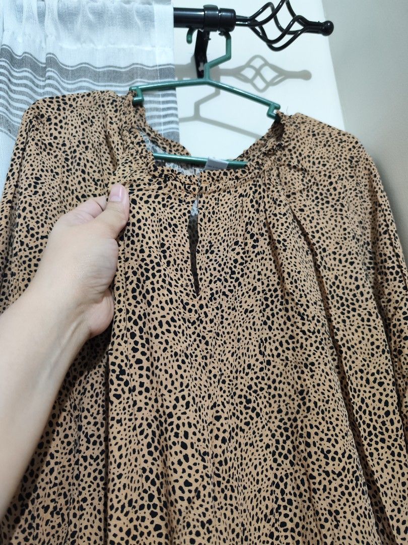 Old Navy Leopard Printed Dress Size L (Category: Dresses) located in Cavite. Submitted by isodanna0811-97013 (Listing ID 1463701217, Image 2). Description: Brandnew but no tag no flaws, gusot lang po Size: Large .