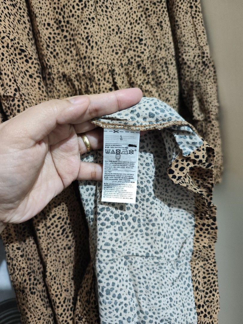 Old Navy Leopard Printed Dress Size L (Category: Dresses) located in Cavite. Submitted by isodanna0811-97013 (Listing ID 1463701217, Image 3). Description: Brandnew but no tag no flaws, gusot lang po Size: Large .