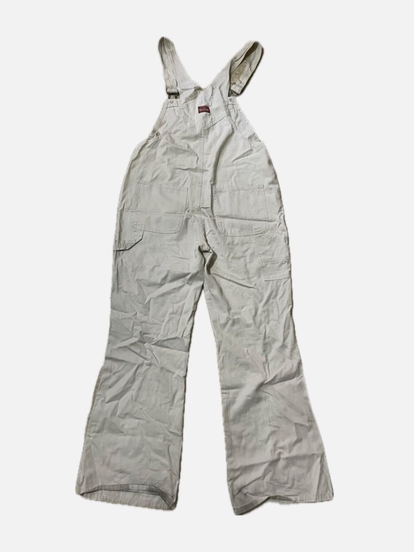 Old Navy Light Wash Overalls (Category: Jumpsuits) located in Muntinlupa City. Submitted by bbszn02 (Listing ID 1463629097, Image 2). Description: > classic vintagey light wash overalls (carpenter style) vvv nice! > adjustable straps with buckle closure > best fit for s-m > mop: gc4sh, mod: jnt pm me if interested <3.