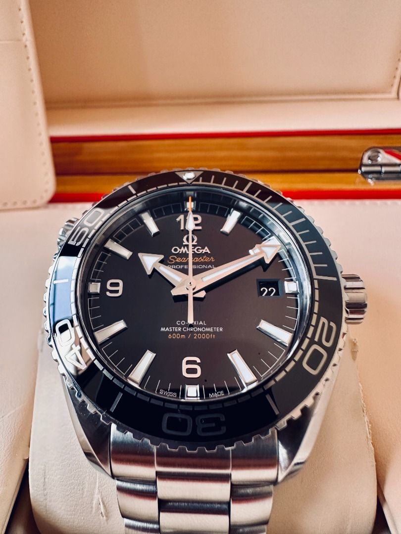 Omega Seamaster Planet Ocean 600M (Category: Luxury Watches) located in Manila. Submitted by ksssvv (Listing ID 1463657831, Image 3). Description: Omega Seamaster Planet Ocean 600M 43.5mm Black Ceramic Dial Black Ceramic Bezel with Liquidmetal Master Chronometer Caliber 8900 9.3/10 Excellent condition with very light hairline scratches on the case and bracelet Complete with Box, Manual, Warranty Card MSRP 478K Purchased in Local Store Apr 2019.