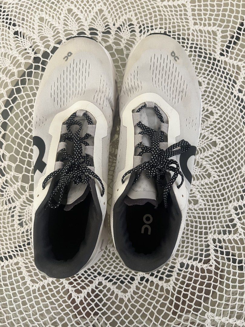 On Cloud Monster Running Shoes Men's US 13 (Category: Sneakers) located in Koronadal. Submitted by sheena_fence (Listing ID 1463577682, Image 1). Description: - On Cloud Monster running shoes - Men's Size: US 13 (EU 48, UK 12.5) - Color: Light grey with black accents - Ideal for: Running and everyday wear - Minimum flaw see on the picture - Price slightly negotiable.