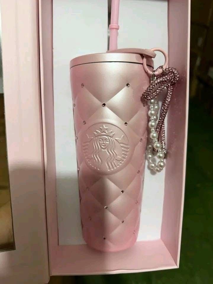 Onhand (Category: Coffee & Tea Tableware) located in Taytay. Submitted by prettypicks_1188 (Listing ID 1463741586, Image 3). Description: Available Complete inclusion Open for wholesale and bulk order .