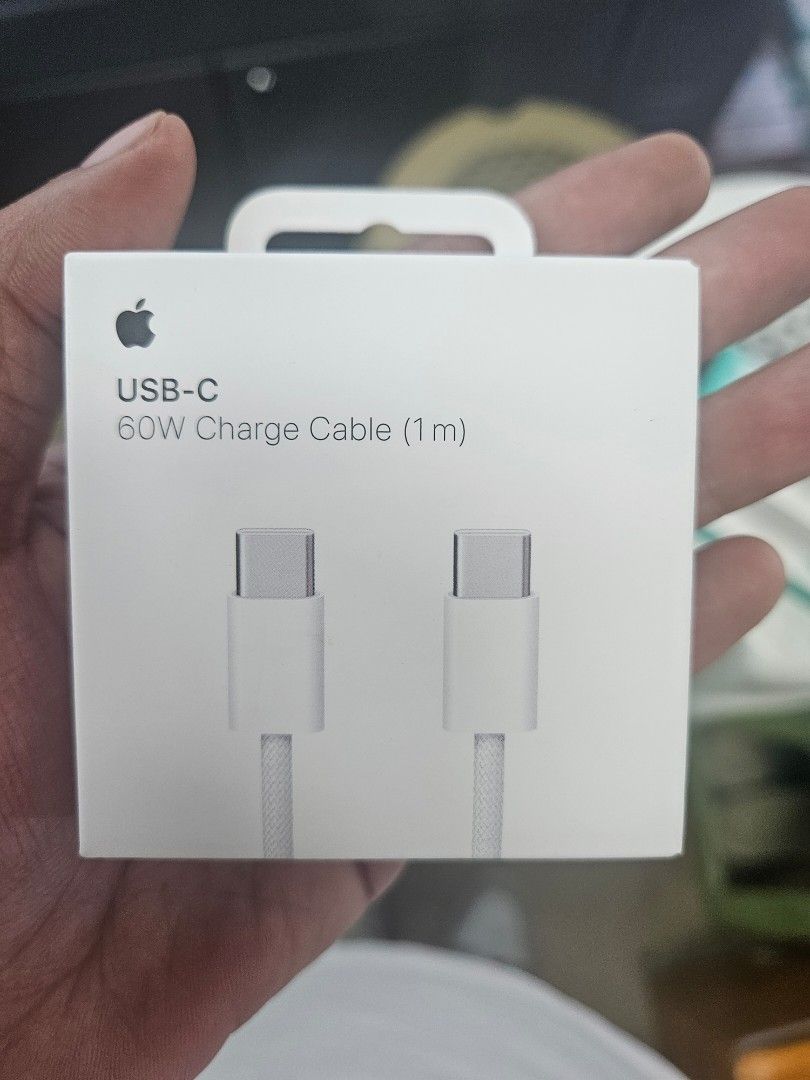 Original apple cable type 60wats (Category: Cables & Chargers) located in Pasay City. Submitted by son_castor (Listing ID 1463583008, Image 1). Description: Original apple cable support latest version never been used 60wats also 2meters direct dm.