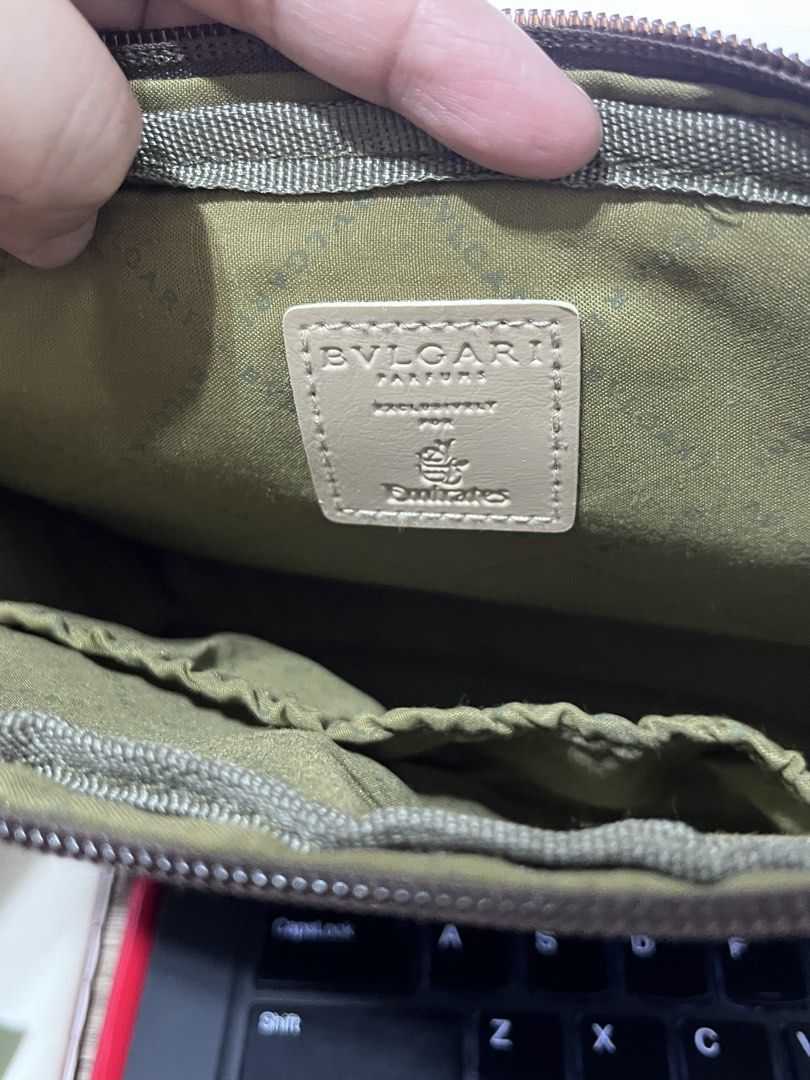 Original Bulgari pouch (Category: Purses & Pouches) located in Taguig. Submitted by collectionsbykhrisna (Listing ID 1463607814, Image 3). Description: Original Bulgari pouch Can be used as make up kit or health kit.
