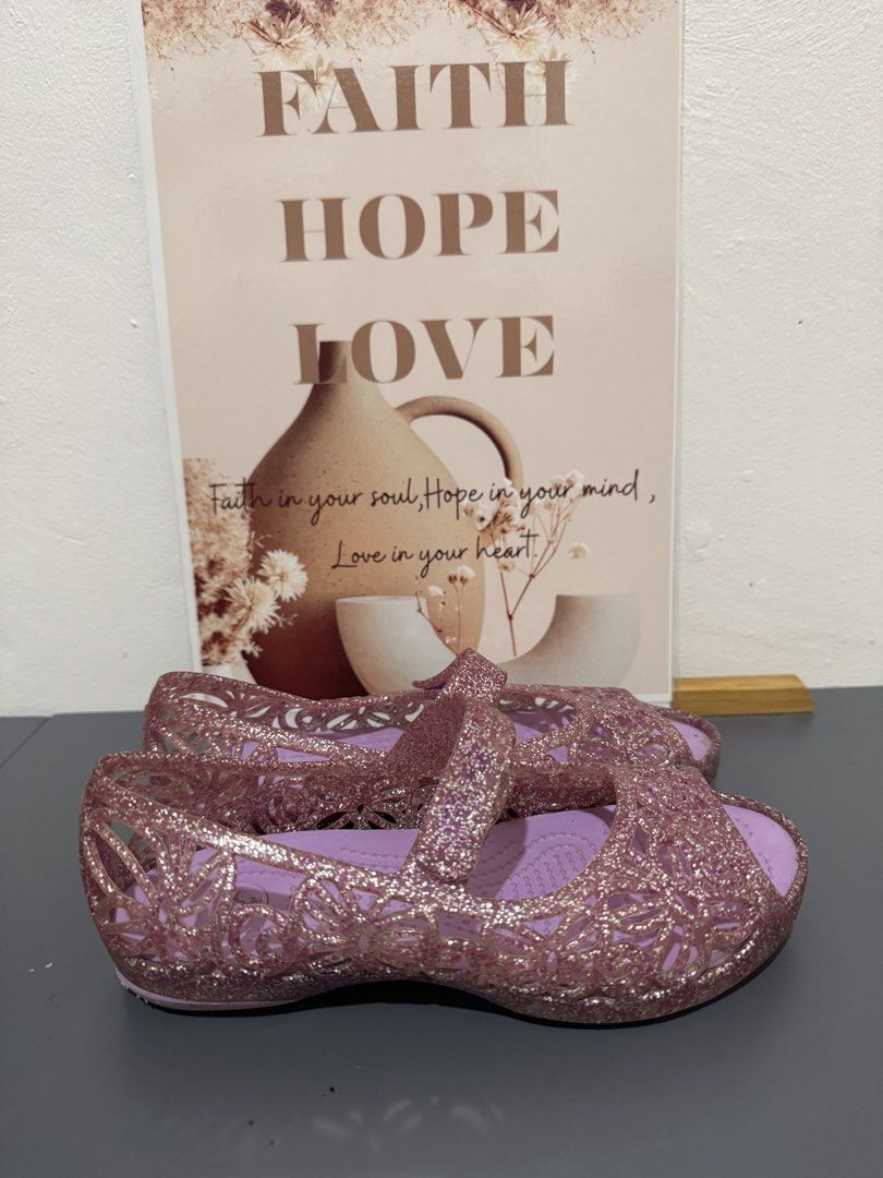 Original Crocs size C13 (Category: Babies & Kids Fashion) located in Porac. Submitted by 3mgoodfinds (Listing ID 1463688437, Image 3). Description: Size :C13 Minimal sign of usage 8/10 .