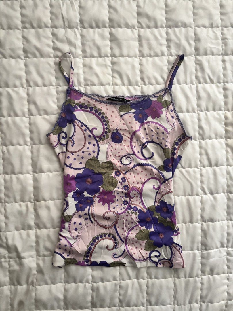 Paisley Floral Camisole (Category: Sleeveless) located in Tarlac. Submitted by lucyfinds (Listing ID 1463688476, Image 2). Description: .