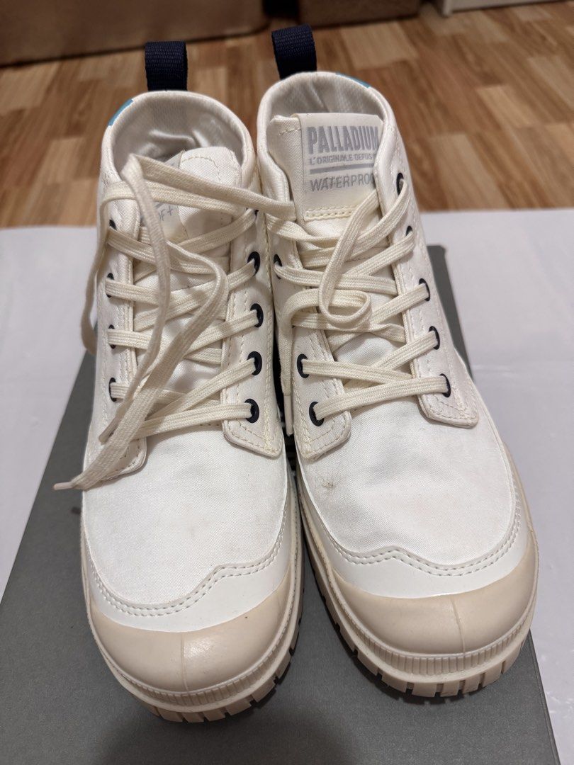 Palladium SP20 HI Waterproof Canvas Boots White (Category: Boots) located in San Pedro. Submitted by heyitsanne (Listing ID 1463691801, Image 3). Description: Palladium SP20 Hi Waterproof Color star white turtledove Size eur 38 / US 7 women’s With original box Used once, no flaws Just needs a little bit of cleaning (just dust) Price posted, slightly negotiable Orig price is 7500 pesos Location San Pedro, Laguna Payment via Gcash or bank transfer 