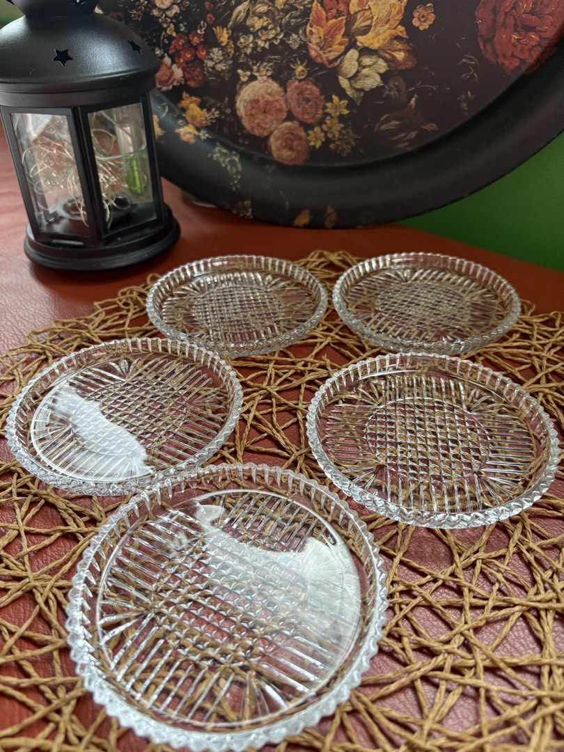 Parka crystal glass coasters (Category: Coffee & Tea Tableware) located in Dipolog. Submitted by playmatesfriend.ph (Listing ID 1463571446, Image 1). Description: .