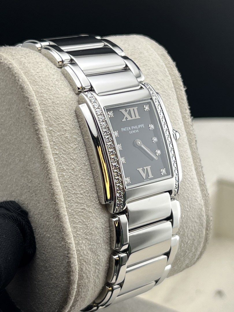 Patek Philippe Twenty4 2012 (Category: Women's Watches) located in Makati City. Submitted by tpx.ph (Listing ID 1463684819, Image 3). Description: Patek Philippe Twenty4 2012 640K Cash Price 4910/10A Good Condition Complete Set.
