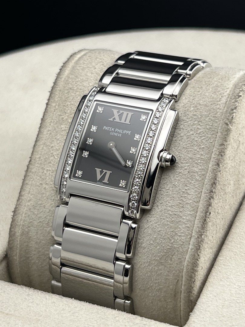 Patek Philippe Twenty4 2012 (Category: Women's Watches) located in Makati City. Submitted by tpx.ph (Listing ID 1463684819, Image 1). Description: Patek Philippe Twenty4 2012 640K Cash Price 4910/10A Good Condition Complete Set.