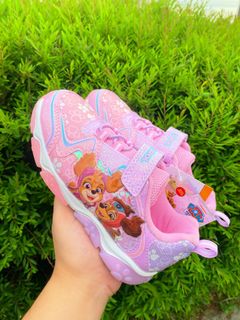 (Category: ) located in . Submitted by kickzforkidz (Listing ID 1463677651, Image 1). Description: .