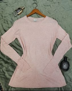 (Category: ) located in . Submitted by closetnikikay (Listing ID 1463692247, Image 1). Description: .