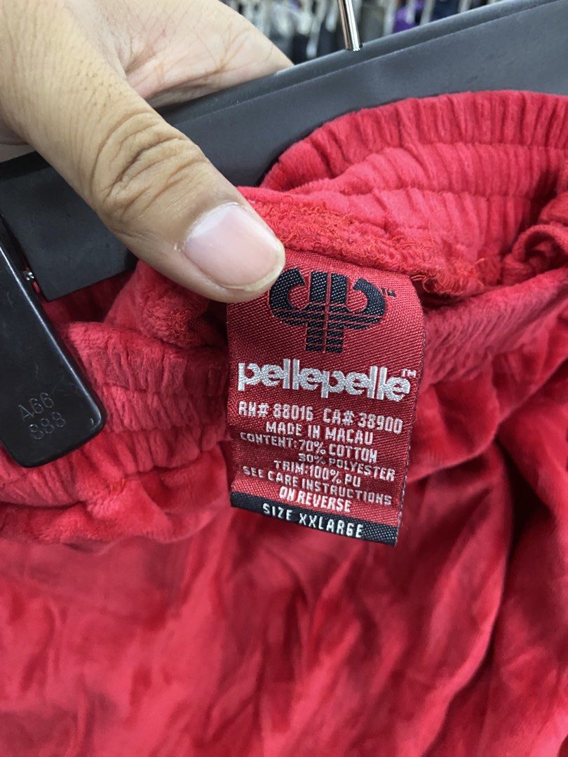 Pelle pelle (Category: Sleep and Loungewear) located in Manila. Submitted by vizcarrach03925 (Listing ID 1463666511, Image 2). Description: .