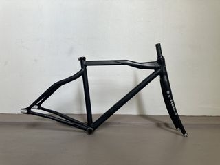 (Category: ) located in . Submitted by trustbikes (Listing ID 1463615514, Image 1). Description: .
