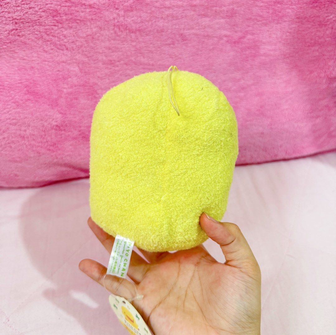 Piyo Chan Small Plush with Papertag (Category: Plushies & Soft Toys) located in Manila. Submitted by ashyyel_ (Listing ID 1463681717, Image 2). Description: .