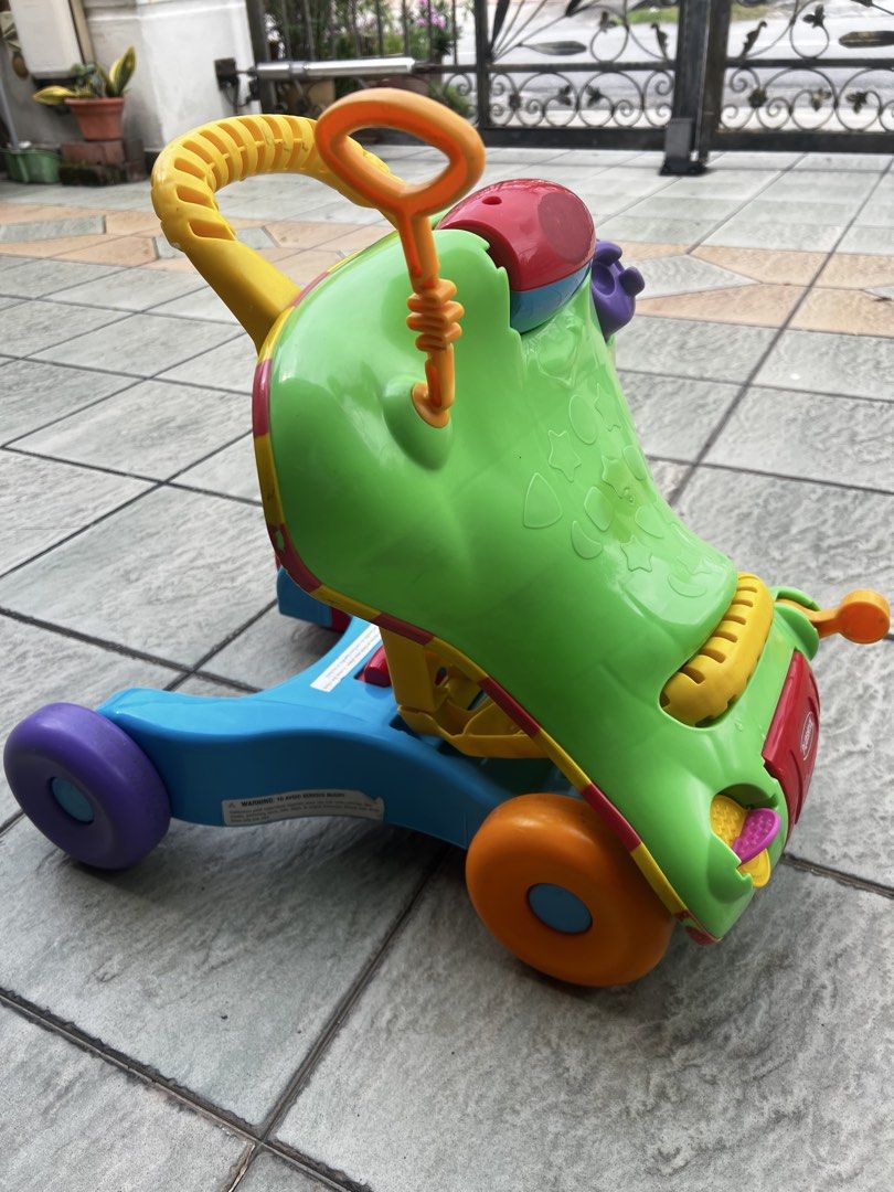Playskol Walker (Category: Infant Playtime) located in Puchong. Submitted by enoughchildren (Listing ID 1463640813, Image 2). Description: Can be sit as car or can be fold up for walking practice .