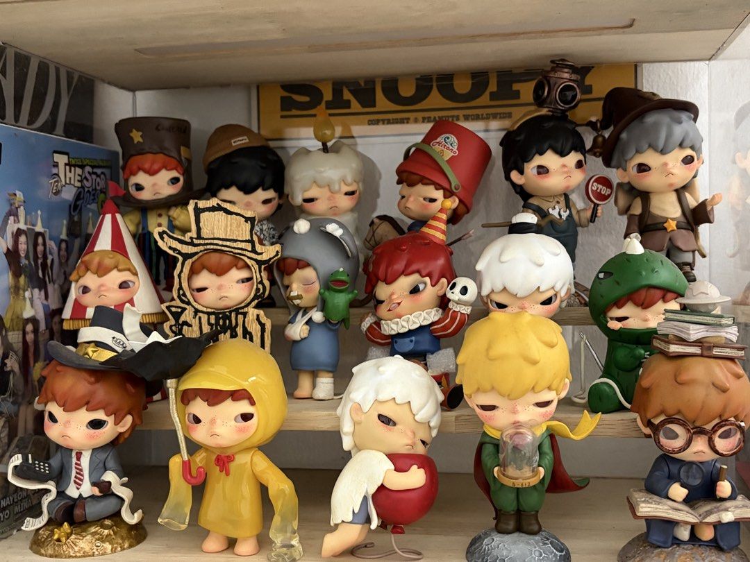 Pop Mart Hirono (Category: Designer & Blind Box Toys) located in Manila. Submitted by noblewolf_4717e3 (Listing ID 1463673686, Image 1). Description: - Collection of blind box figures for sale - Includes figures with accessories, box and cards. - Ideal for collectors looking to expand their collection. - PM for more details.
