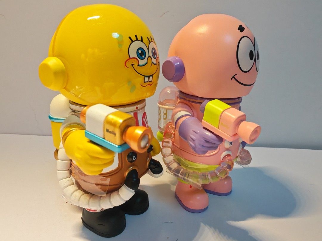 Popmart Space Molly and Labubu Spongebob, Patrick and Mr. Crabs (Category: Designer & Blind Box Toys) located in Quezon City. Submitted by destashingme (Listing ID 1463662883, Image 3). Description: lot of 3 Nickleodeon characters 2 Space Molly and 1 Labubu only the Space molly have cards. wala si Mr. Crabs.