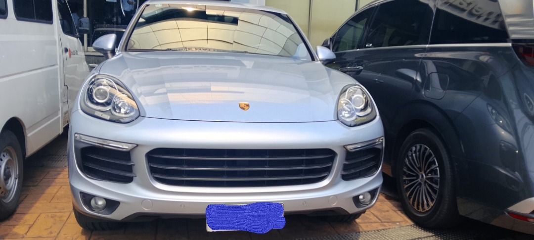 Porsche Cayenne 3.6 (A) (Category: Used Cars) located in Quezon City. Submitted by sergioongjr (Listing ID 1463560356, Image 1). Description: 🚘 2018 Porsche Cayenne 3.6 V6 — Very Low Mileage 2018 Porsche Cayenne 3.6 V6 Gasoline Mileage: 16,188 km only Color: Silver Automatic Transmission 6-Cylinder / 3.6L V6 Coding: Monday A well-kept and exceptionally low-mileage Porsche Cayenne. This unit has only 16,188 km on the odometer and presents very we