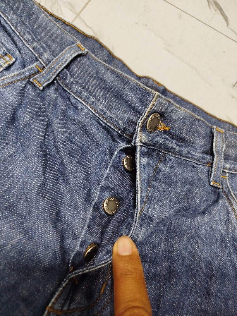 PRADA MENS DENIM JEANS (Category: Jeans) located in Bayombong. Submitted by Gentlemans_ClosEt (Listing ID 1463646826, Image 3). Description: PRADA MEN'S DENIM JEANS (💯 % guaranteed authentic) STRAIGHT CUT JEANS WAISTLINE SIZE: 33 LENGTH: 41 LEG OPENING: 7.5 EXCELLENT CONDITION NO ISSUE.