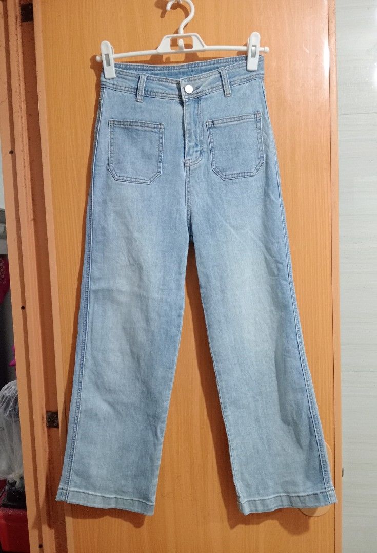 Preloved Denim Pants (Category: Jeans) located in Manila. Submitted by cenasells (Listing ID 1463720830, Image 1). Description: Preloved LP Posted Waist: 24-26 Length : 35 inches.