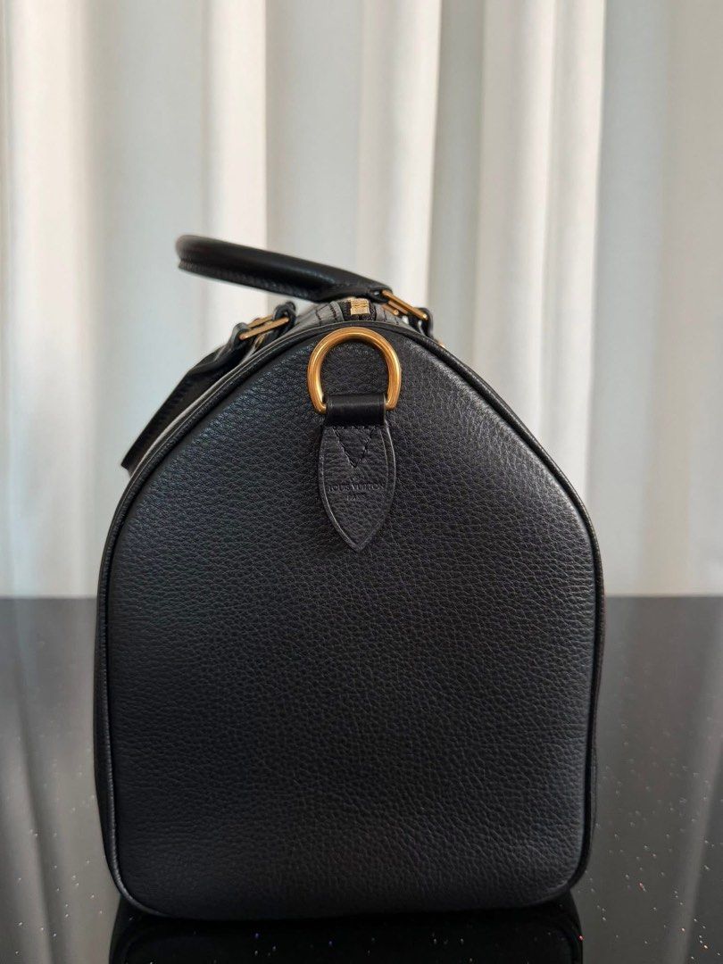 Preloved Lv Low Key Speedy Soft 30 (Category: Luxury Bags & Wallets) located in Manila. Submitted by bagsandshoesmanymore (Listing ID 1463664218, Image 3). Description: Lv Speedy Soft 30 Size 30cm Microchip scannable serial Grained calf leather Calf-leather trim Suede calfskin lining Age-gold hardware Zipper closure 1 flat inside monogram canvas pocket Strap Removable, Adjustable Made in France.
