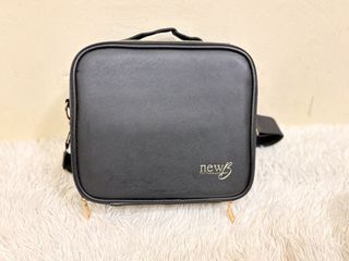 (Category: ) located in . Submitted by doubledeepreloved (Listing ID 1463708023, Image 1). Description: .