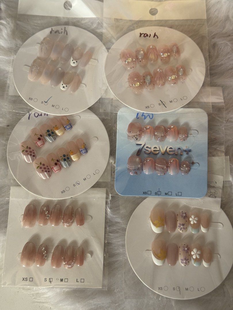 Press-On Nails ALL SMALL SIZE (Category: Hands & Nails) located in Malabon City. Submitted by kitzeune (Listing ID 1463577244, Image 1). Description: picture 1: 80 each picture 2: 80 each except for row 2 & 3, 90 ea — got this at tiktok live (og price is 130) — never been used — can send upclose pic if interested rfs: have too many.
