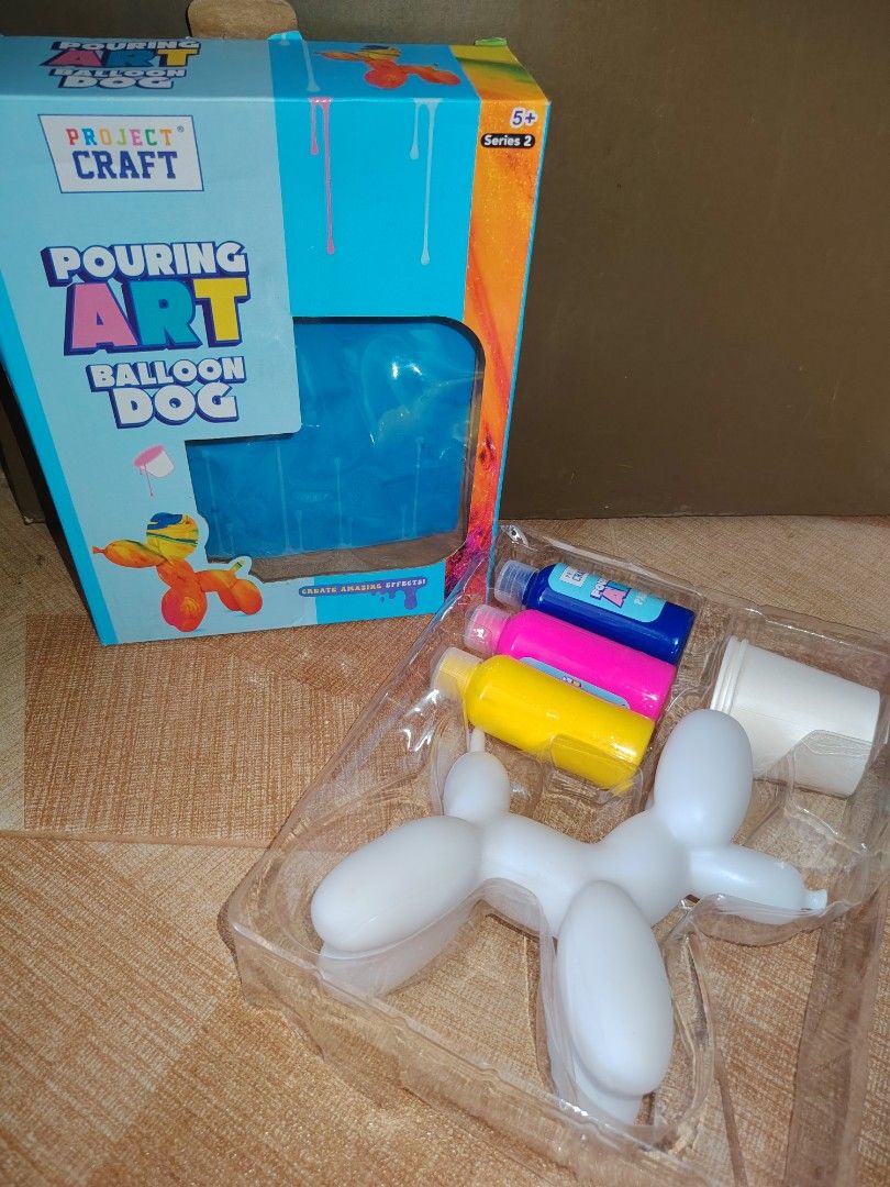 Project Craft Pouring Art Balloon Dog Kit (Category: Craft Supplies & Tools) located in Santiago. Submitted by aceheart0118672 (Listing ID 1463619721, Image 1). Description: - Fun art kit for kids: Create your own balloon dog art! - Kit includes: 1 white balloon dog mold, 3 bottles of pouring art paint (yellow, pink, blue - 60ml each), and mixing cups. - Easy to use: Perfect for creating amazing effects and fun craft time. - Great for unleashing 